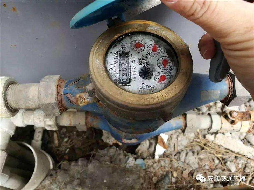 郑州家里水表在不用的时候空转，是漏水吗？
